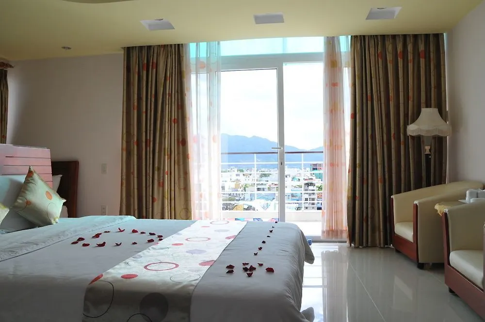 Oyo 764 An Khang Hotel Nha Trang 2*,