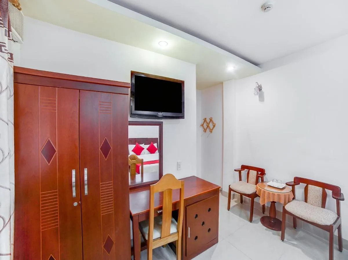 Oyo 764 An Khang Hotel Nha Trang 2*,